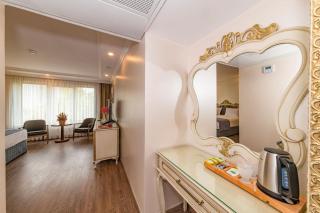 Almadina Hotel Istanbul - 3