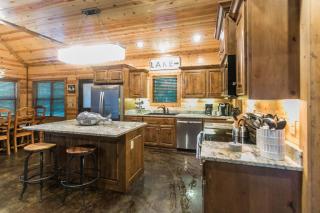HochaHoma Luxury Cabin - 9