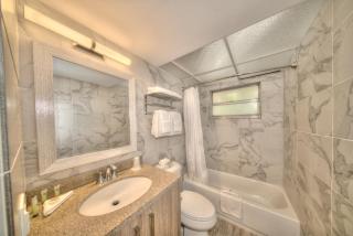 Riverside Apartments By The Beach - Pompano Beach - 5