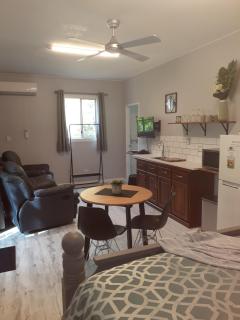 Bluegrass BnB - 3