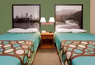 Super 8 by Wyndham Hazen - Hazen - 2