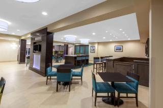 La Quinta by Wyndham Midland North - Midland - 7