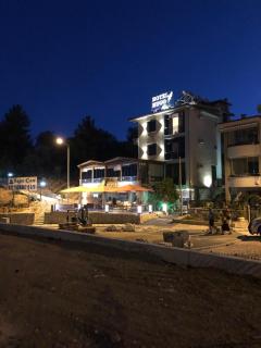 Hotel Hugo - 5