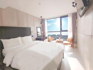 Hotel Stay Interview Jeju - Seogwipo - 5