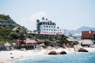 Tôm Hùm Palace - Cam Ranh - 0
