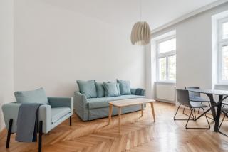 UNIVERSUM APARTMENT 2 - 0
