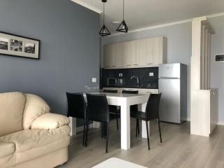 Llakmani Apartment - Pogradec - 0