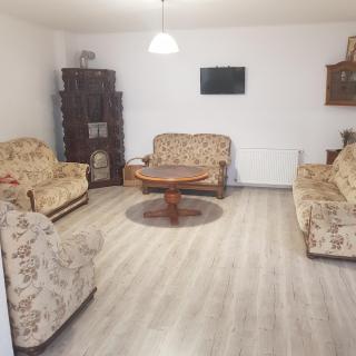Casa Bunicilor - Gîrbova - 1