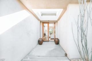 Contemporary Dreams - Palm Springs - 4