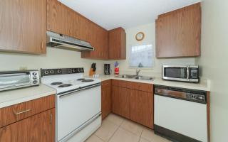 Walk to the Beach or Village in minutes! - 6