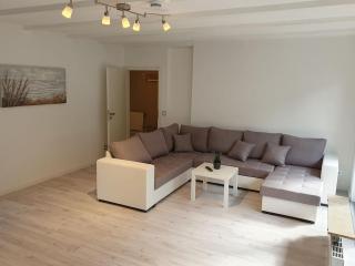 Tolle 125m² Erdgeschoßwohnung im Einzelhaus - 2