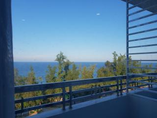 Phu Cuong Beach Hotel - 5