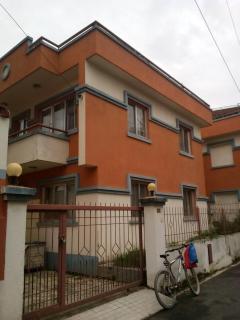 Quiet Garden House Only For Medium & Long Term - Pātan - 0