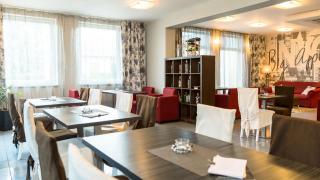 Hotel Dastan - Levice - 2