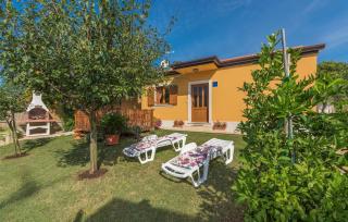 Holiday House Antonio - 8