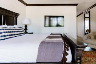 Hillside Boutique Hotel - Castroville - 7