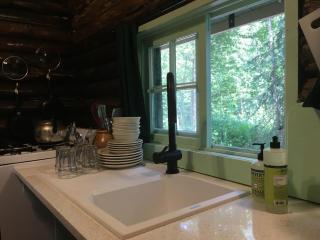 Talkeetna Gardens, Cabins & Cottages - 3