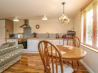 The Log Cabin - 4