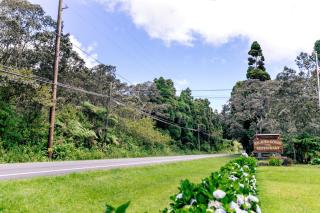 Kilauea Lodge and Restaurant - 1