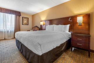 Clarion Hotel Conference Center on Lake Erie - Dunkirk - 2