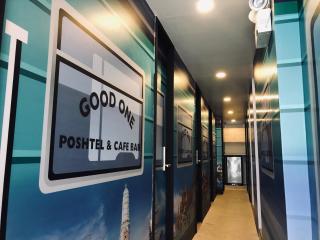 Good One Poshtel & Cafe Bar - Bangkok - 5