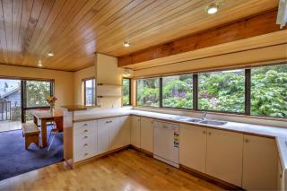 Golden Heights - 7