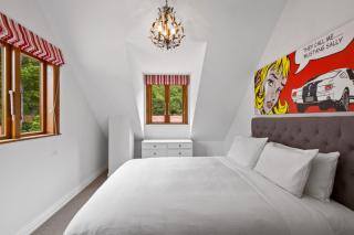 Lakeside Bliss Homestead with outdoor spa - 1