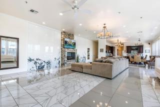 Spacious 4BD Luxury Penthouse with Balcony - New Orleans - 9