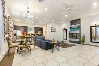 Inviting 3BR Condo steps from St Charles Ave - New Orleans - 6