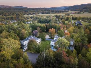 Sun & Ski Inn and Suites - Stowe - 9