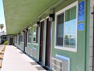 American Inn - 7