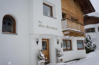 Am alten Marktplatz - 2