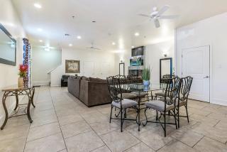 Spacious 3BR/2.5BATH Condo in Great location - New Orleans - 1
