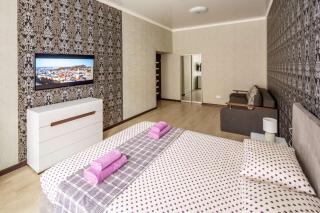 Apartment with 2 bedroom near Opera House Gorodotska 27 str with parking - Lviv - 2