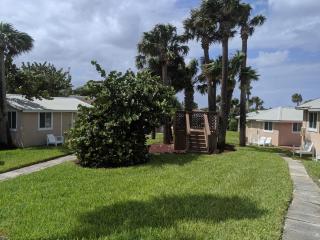 Shoreline Suites & Cabana Cottages – Beachfront - Daytona Beach - 1