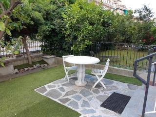 Appartamento al mare con giardino - 2