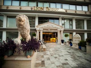 Lion Park Suites & Residence Hotel - 0