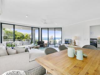 Sunny and spacious Sunshine Beach - 7