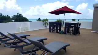 Fully Air-Conditioned Beach Front Penthouse Apartment - 5