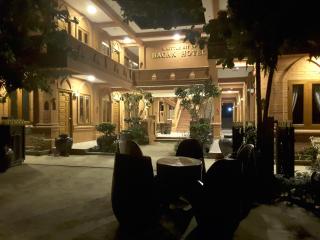 A Little Bit of BAGAN HOTEL - Bagan - 1