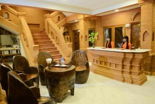 A Little Bit of BAGAN HOTEL - Bagan - 9
