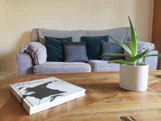 CF10 House - Cardiff City Centre - 7