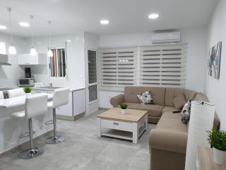 Centre Apartment near Plaza de Toros - Alicante - 0