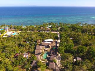 Three Little Birds Resort - Anda - 3