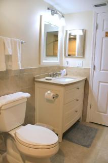 Ocean Village Club R18 - 3