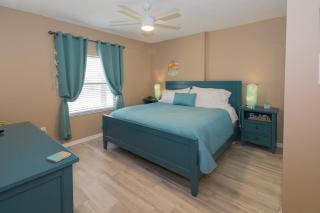 Ocean Village Club Q17 - 0