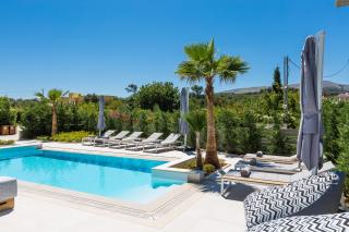 Vasilios Villa, with Pool, Gym & Close to Beach, By ThinkVilla - Loutra - 9