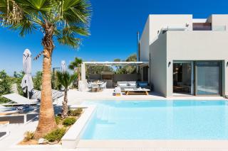 Vasilios Villa, with Pool, Gym & Close to Beach, By ThinkVilla - Loutra - 7
