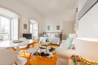 Spacious, Bright and Sunny Apartment, By TimeCooler - Lissabon - 0