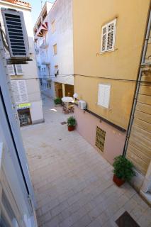 Prokonzul 2BR apartment in old town - 4